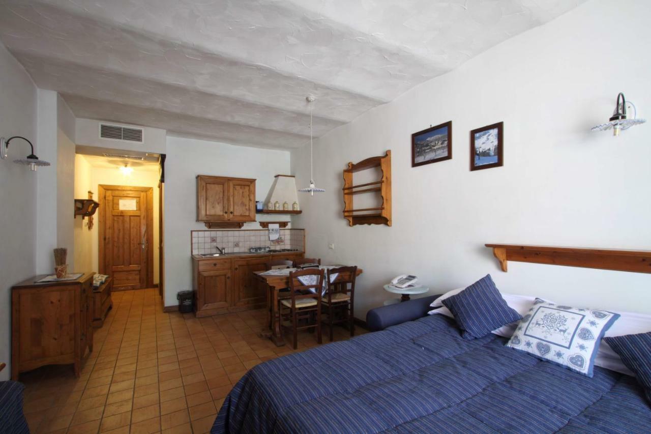Residenza Dei Maestri Apartment รอกการาโซ ภายนอก รูปภาพ